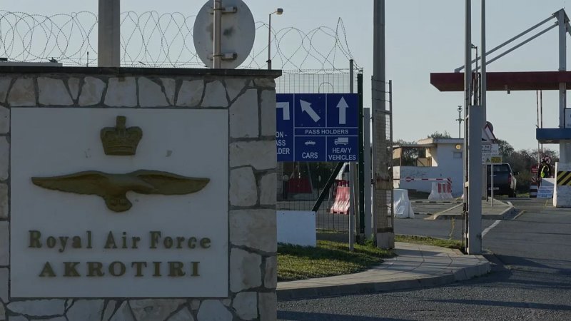 UK rules out transferring control of Cyprus military bases