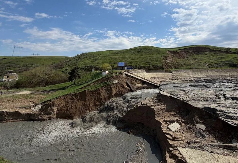 Heavy rains trigger Gejukh reservoir dam collapse in Dagestan