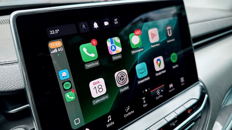 ChatGPT Voice launches in Apple CarPlay