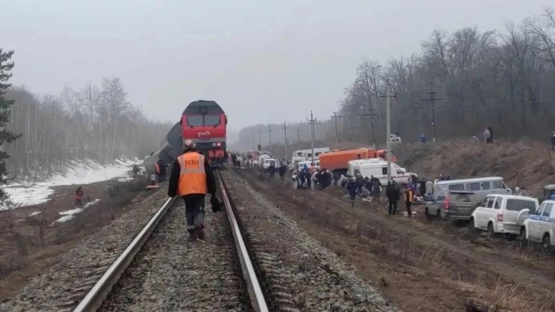 Russian passenger train derailment injuries at least 24