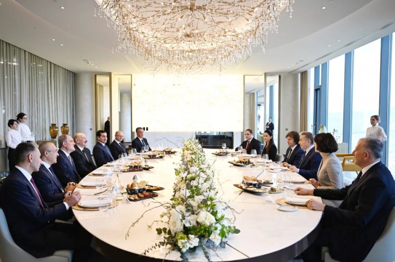 Tbilisi hosts luncheon in honor of Azerbaijan’s President