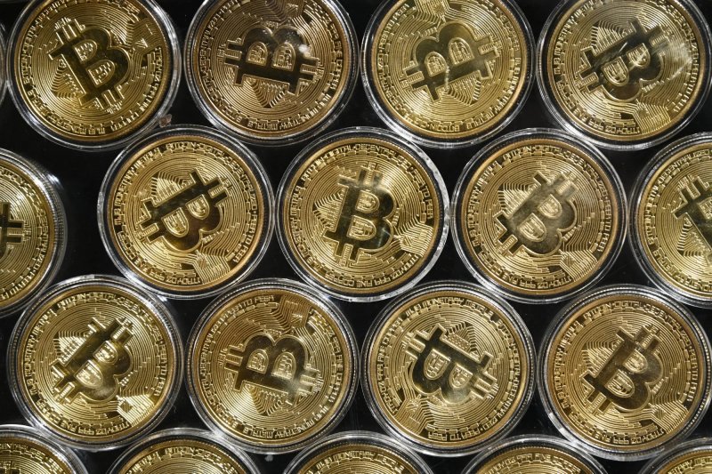 Bitcoin dips as Mideast tensions drive market volatility