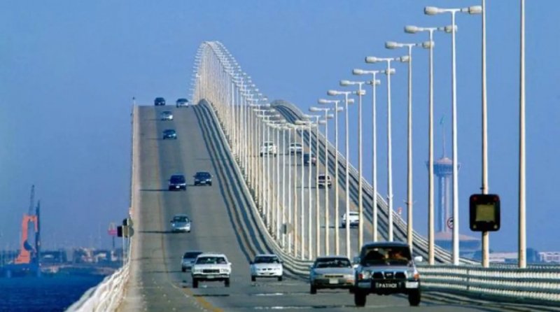 Saudi Arabia reopens King Fahd Causeway after temporary closure