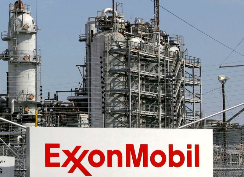 Iran war disrupts Exxon, halves LNG output in Qatar