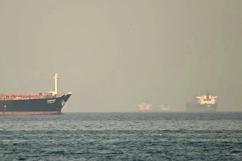 Iran seeks Bitcoin for oil ships passing through Hormuz: FT