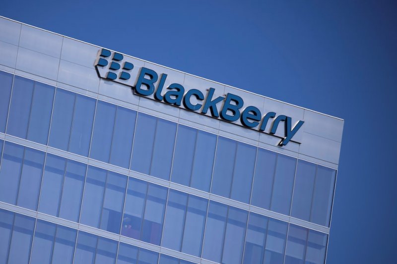 BlackBerry forecasts strong revenue growth