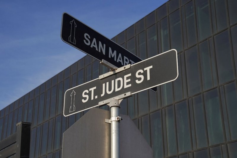 SpaceX installs chip equipment in Texas facility