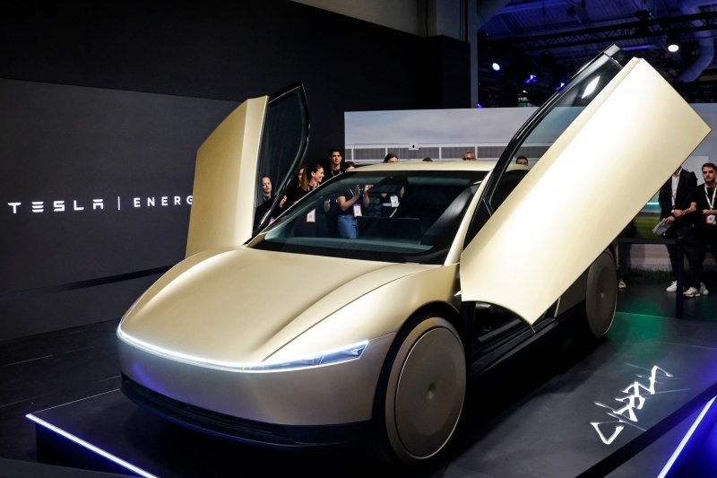 Morgan Stanley mostly positive on Tesla's Robotaxi 