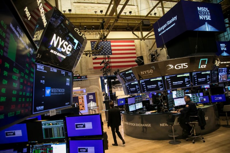 Dow, S&P 500, Nasdaq futures drop as Hormuz tensions escalate