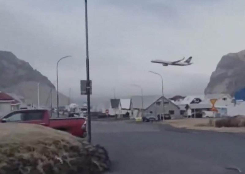 Icelandair under investigation after low-altitude sightseeing flight -  VIDEO 