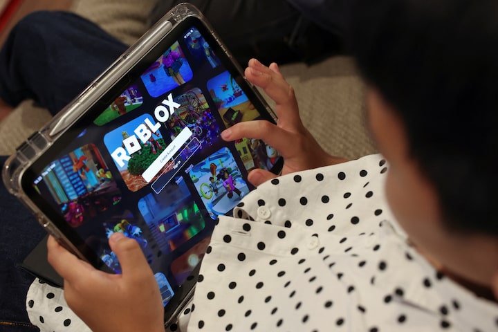 Roblox introduces age-based accounts for kids