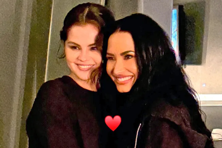 Selena Gomez shares emotional message for Demi Lovato