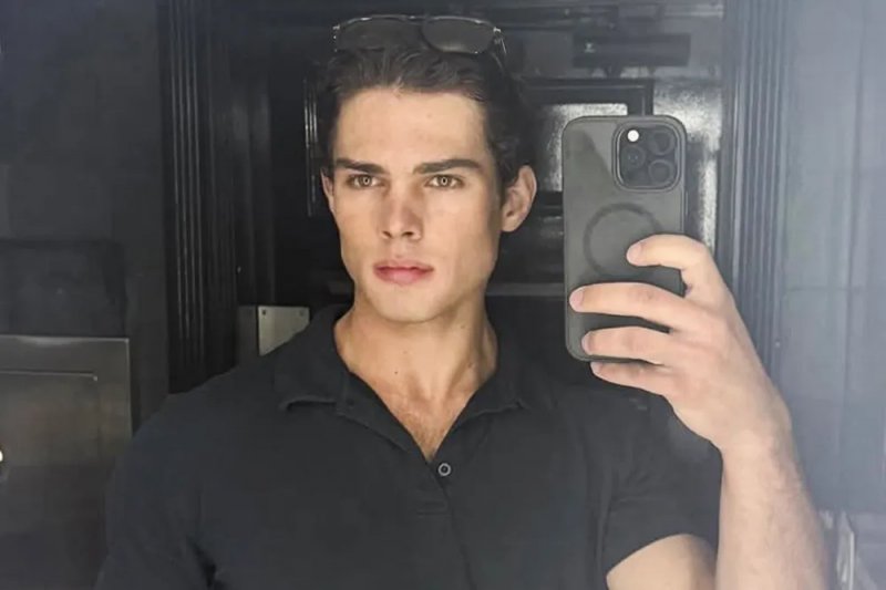 'Looksmaxxing' influencer Clavicular hospitalized for suspected overdose in Miami