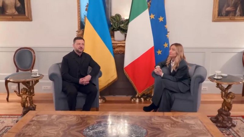 Zelensky meets Italian PM Meloni, discusses defense cooperation - VIDEO