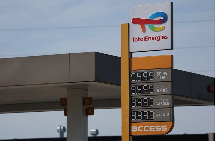 TotalEnergies workers strike in France over fuel prices 