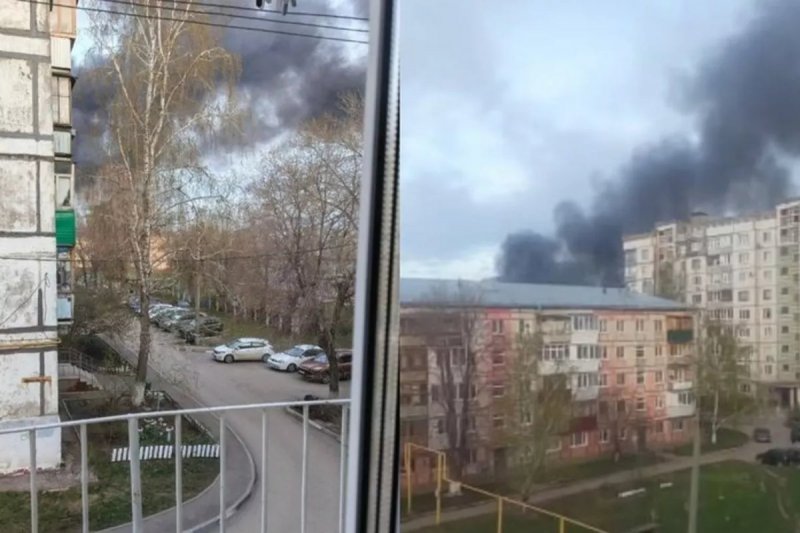 Fire breaks out at Russia's Novokuybyshevsk refinery after drone attack -  VIDEO 