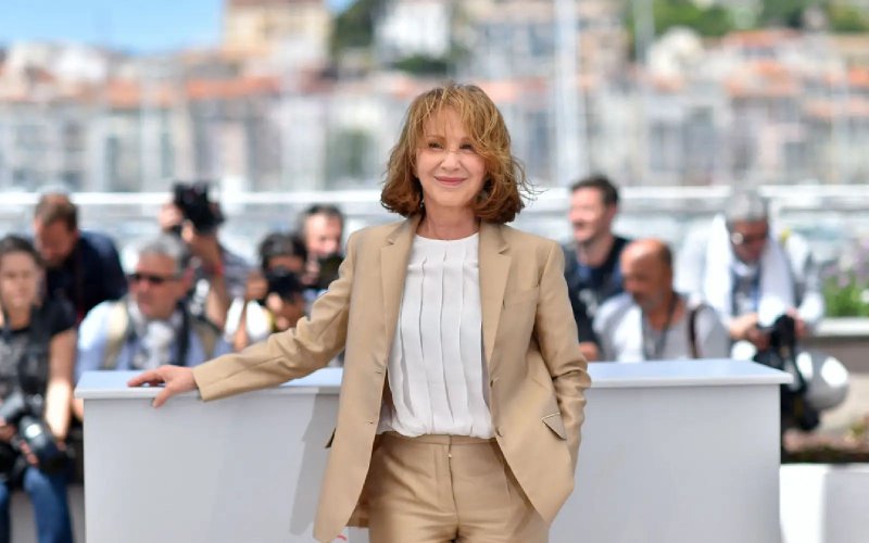 French film star Nathalie Baye dies at 77