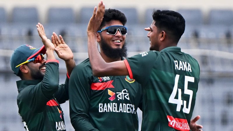 Nahid Rana shines as Bangladesh bowl out New Zealand