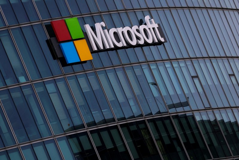 Switzerland eyes gradual shift away from Microsoft software