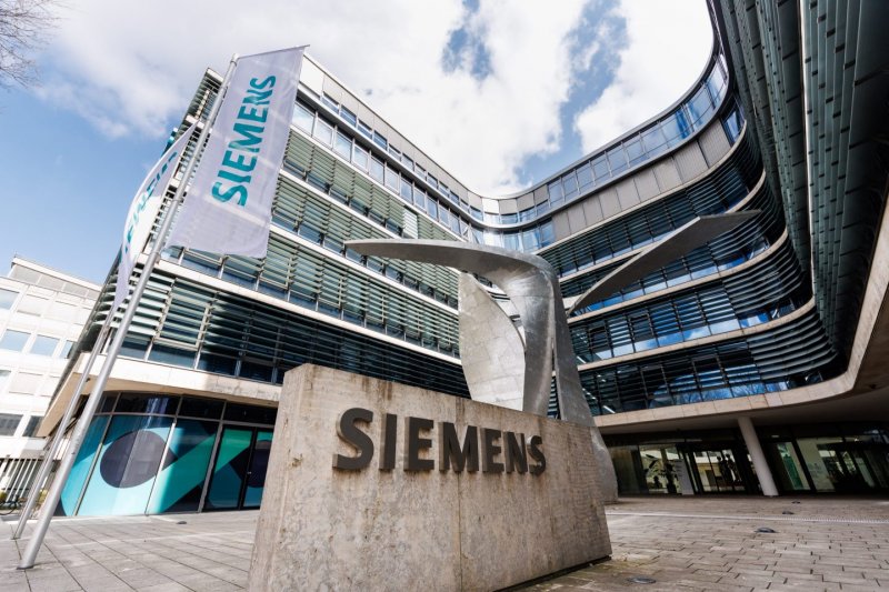 Venezuela negotiating with Siemens and GE over power crisis