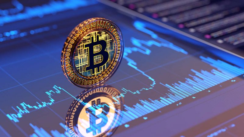 Bitcoin's breakout adds $1.4B to crypto funds