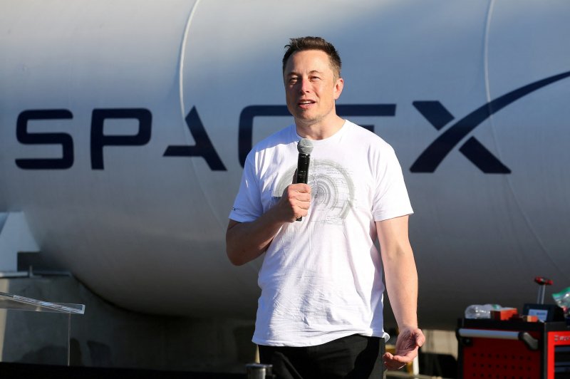 Elon Musk boosts SpaceX stake with $1.4 billion purchase