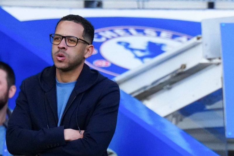 Chelsea sacks Rosenior after three-month tenure