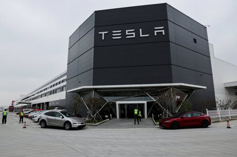 Tesla bets big on AI with record capital expenditure plan
