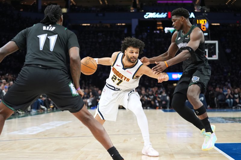 Timberwolves take 2-1 lead with dominant win over Nuggets