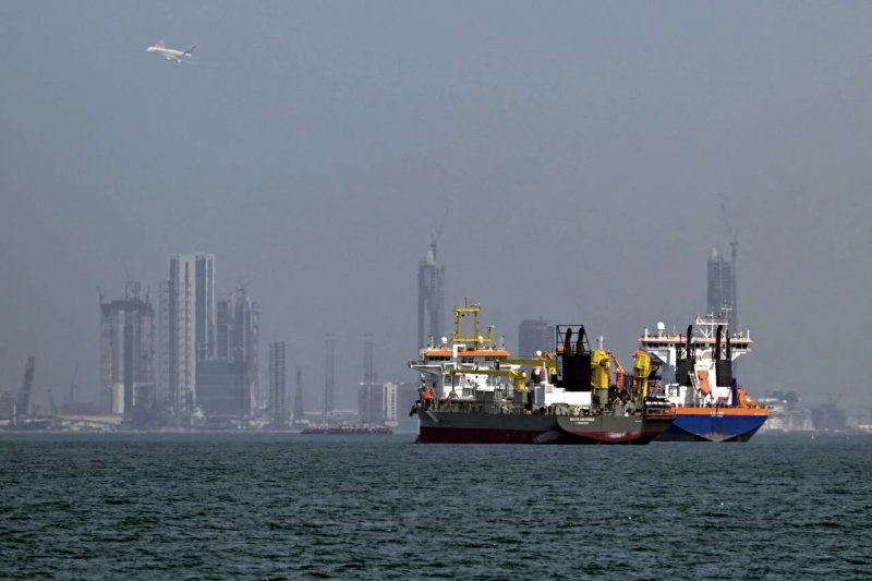 702 vessels at risk in Persian Gulf due to Iran, says MarineTraffic