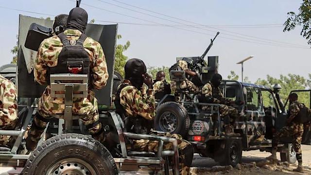 Nigerian troops kill 31 suspected terrorists, rescue hostages 