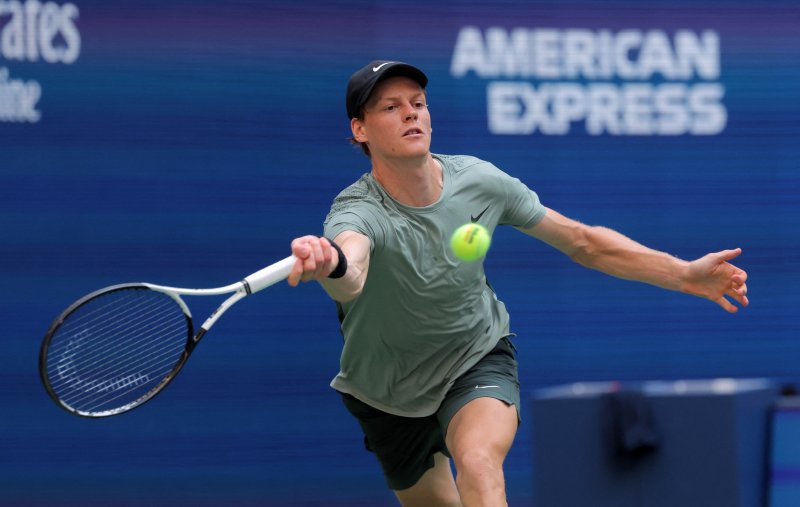 Sinner cruises past Moller to reach Madrid last 16