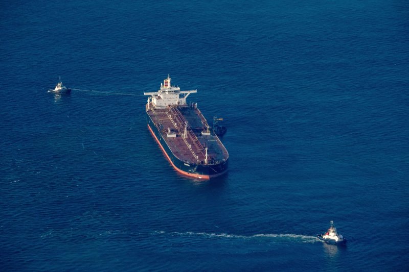 South Korean shipbuilder warns of slump in oil carrier demand