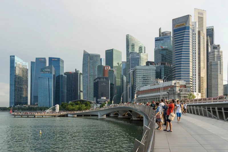 Singapore banking sector monitors AI-driven cyber threats