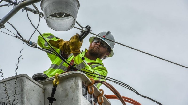 Nashville electric update, over 4,700 outages after severe storms