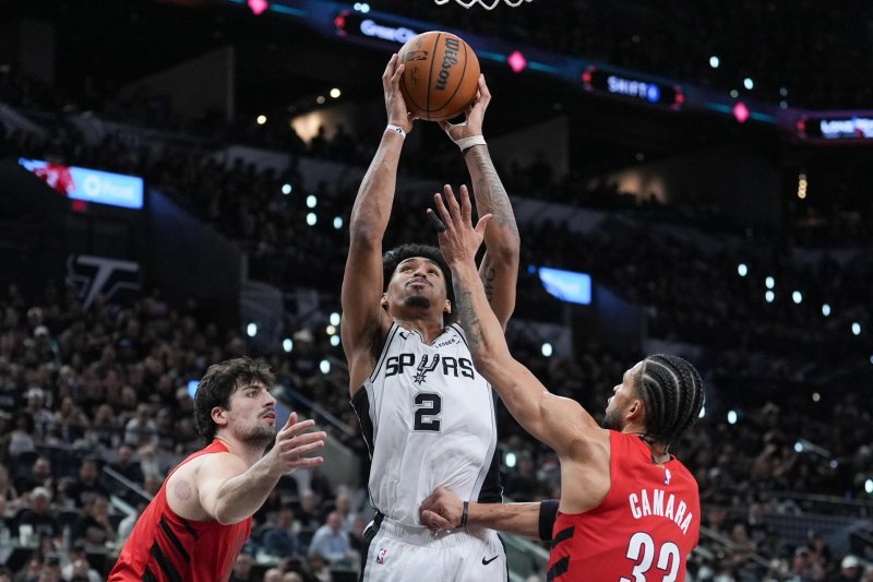 Spurs cruise past Blazers to reach Western Conference semifinals