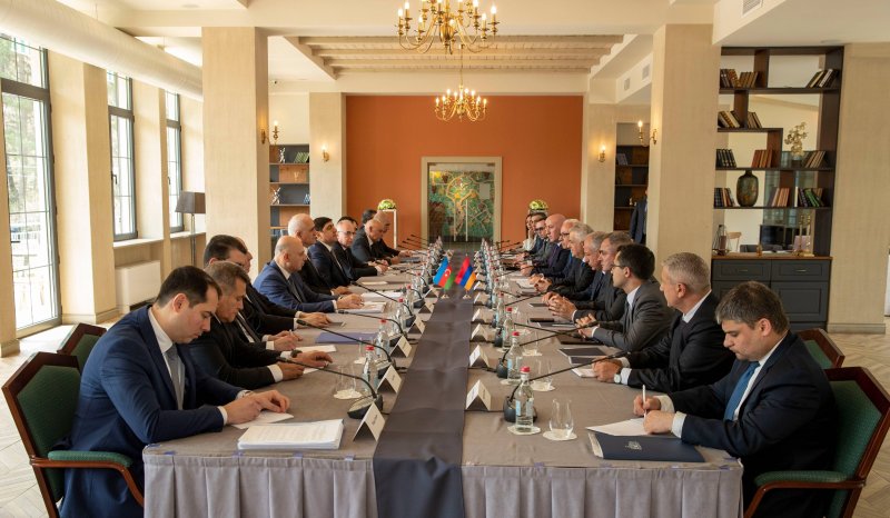 Armenia and Azerbaijan agree on border delimitation drafts