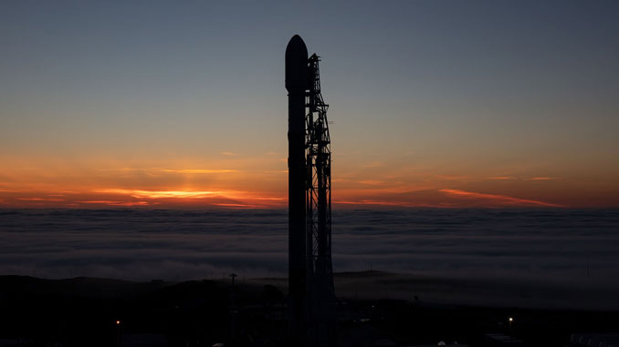 SpaceX expands Starlink network with 24 more satellites -  VIDEO 