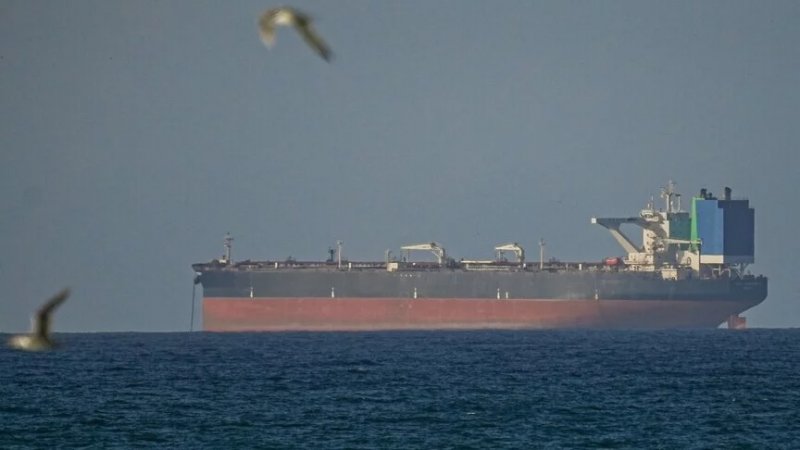 Third Iran-linked tanker passes Strait of Hormuz toward UAE’s Hamriyah port