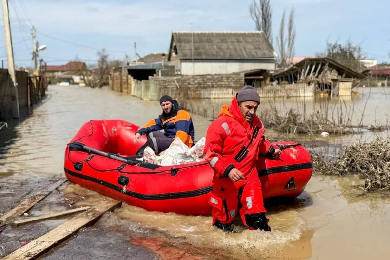 Record floods in Dagestan force thousands to evacuate after reservoir burst