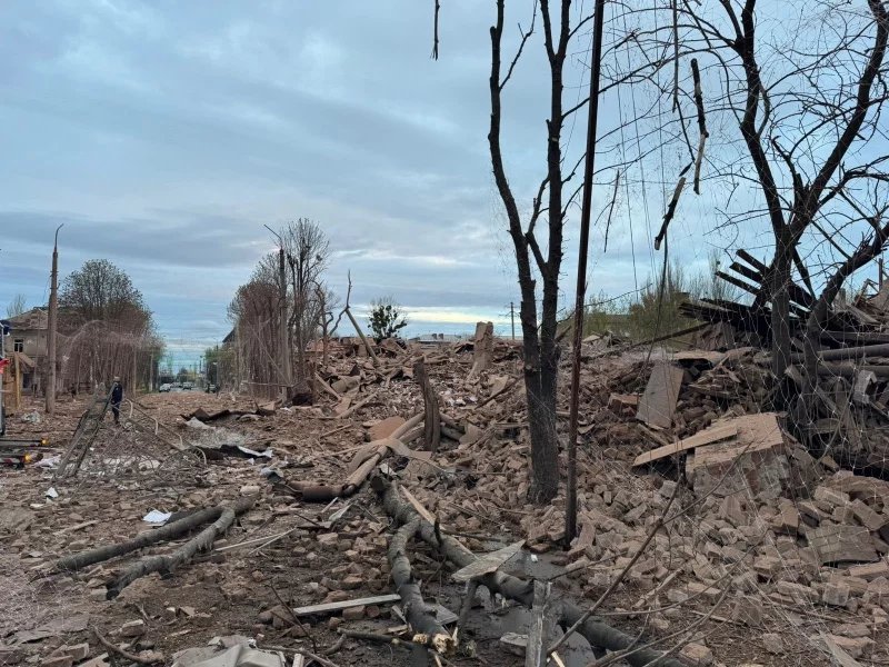 News about - Russia drops massive FAB-1500 bomb on Sloviansk -  PHOTO 