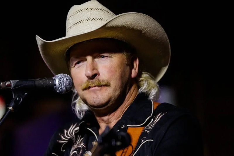 Alan Jackson Retires: A $150M Legacy Leaves Country Music Heartbroken