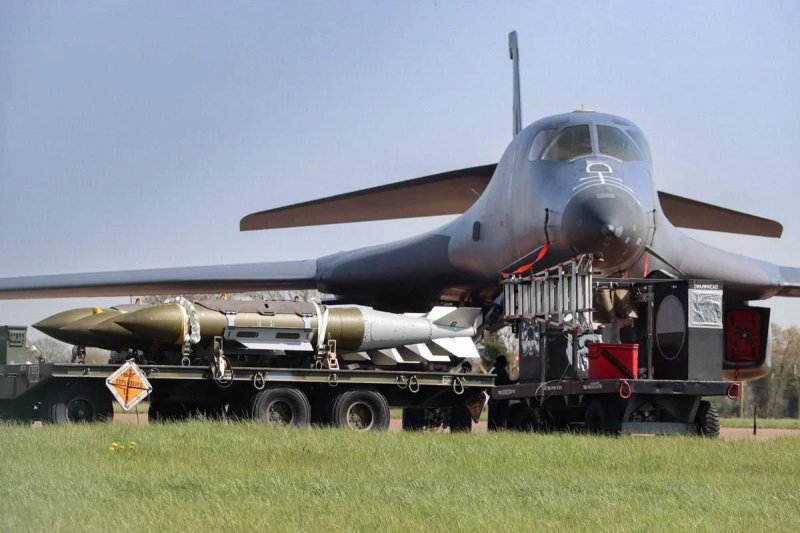 US bombers ready  – PHOTOS