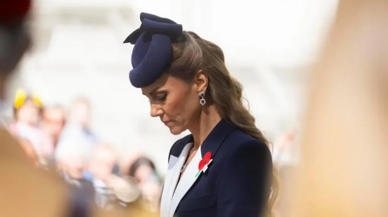 Princess Catherine pays tribute to Anzac war dead 