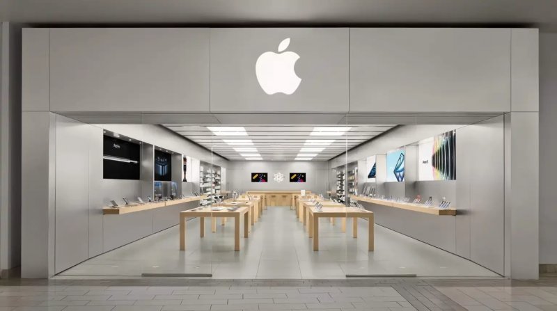 Apple permanently closes three retail stores due to mall declines
