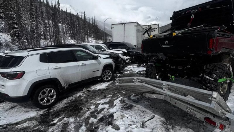 News about - Massive 70+ vehicle pileup shuts I-70 near Eisenhower Tunnel -  VIDEO/PHOTO 