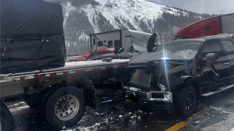 News about - Massive 70+ vehicle pileup shuts I-70 near Eisenhower Tunnel -  VIDEO/PHOTO 
