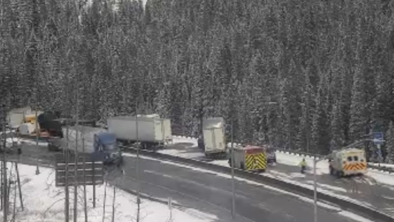 News about - Massive 70+ vehicle pileup shuts I-70 near Eisenhower Tunnel -  VIDEO/PHOTO 