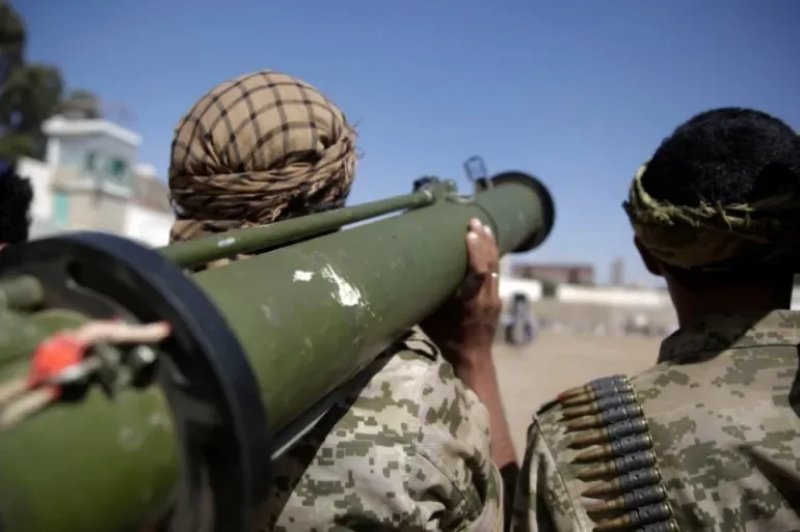 Yemeni military official killed in fighting with Houthis