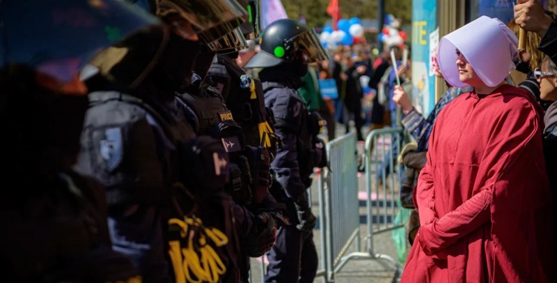 Czech abortion rates drop to lowest levels since the Communist era